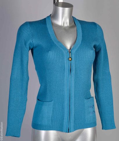 CELINE EARLY 1970
Zipped CARDIGAN in duck...