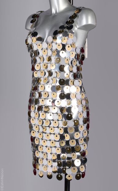 PACO RABANNE PAR JULIEN DOSSENA X H&M (2023)
ROBE...