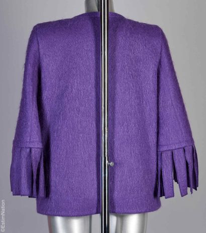 PIERRE CARDIN FIN 1990
VESTE en lainage probablement...