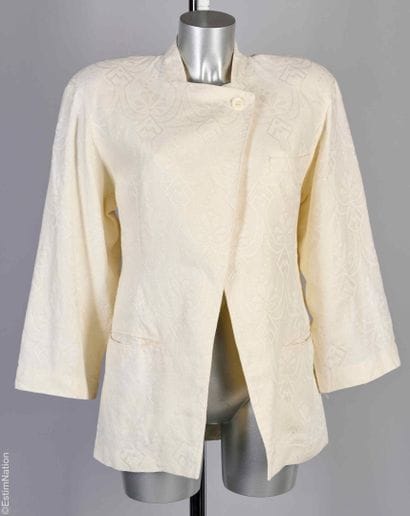 GIANFRANCO FERRE CIRCA 1990
VESTE en lin...
