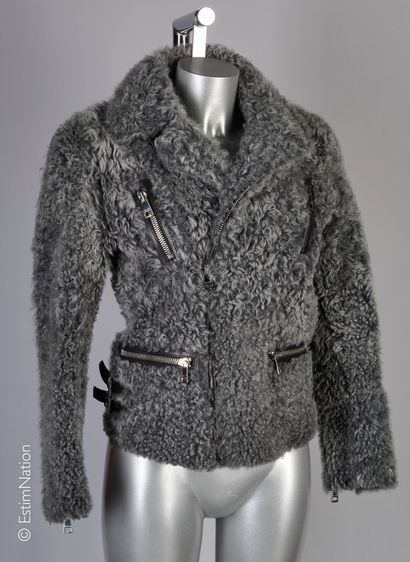 GUCCI
VESTE d'inspiration perfecto en sherling...