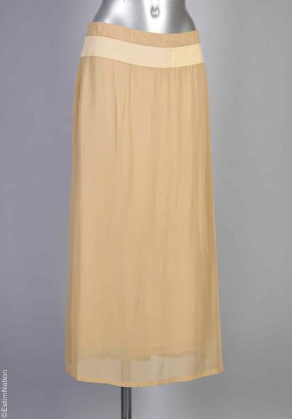 DRIES VAN NOTEN
JUPE en rayon beige, effet...