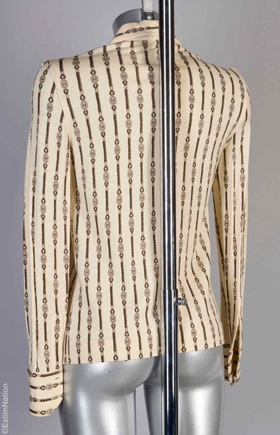 CELINE CIRCA 1975
CHEMISIER en lainage stretch...