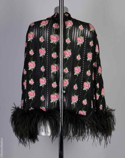 ANONYME VINTAGE
PETITE CAPE façon mantille...