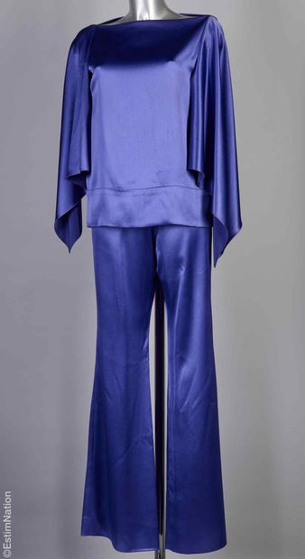 PIERRE CARDIN LATE 1990
Evening ensemble...