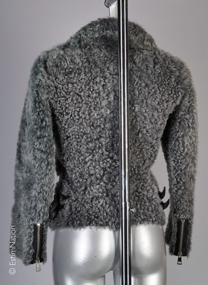 GUCCI
VESTE d'inspiration perfecto en sherling...