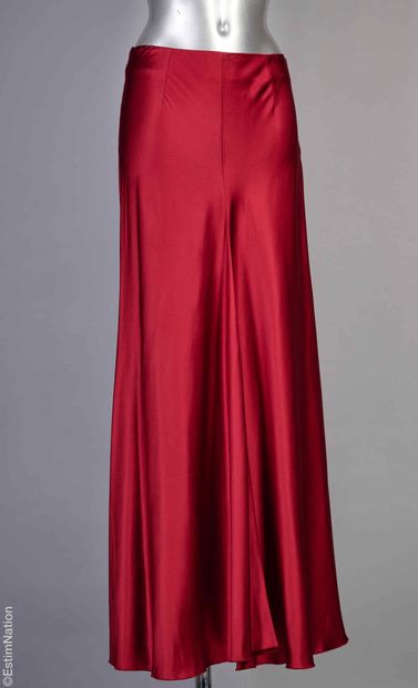AZZARO, LOEWE, RENATO NUCCI
TUNIQUE fendue...
