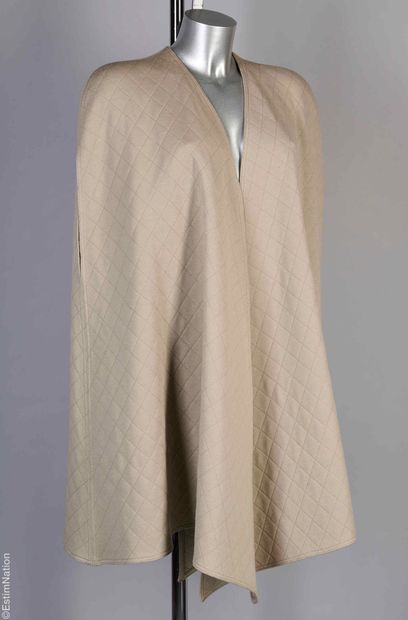 SONIA RYKIEL VINTAGE
CAPE with back slit...