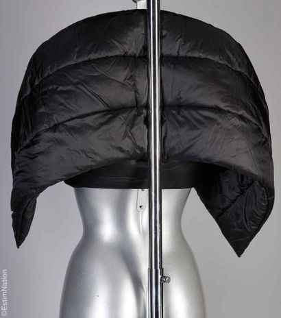 JUNYA WATANABE COMME DES GARCONS (COLLECTION...