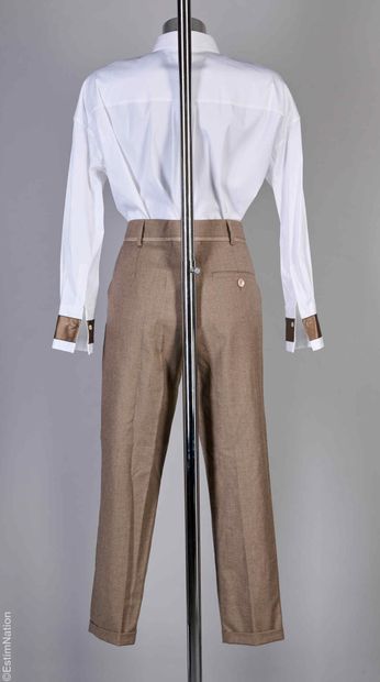 BRUNELLO CUCINELLI
CHINO à revers en laine...