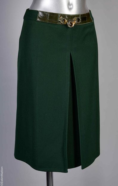 CELINE CIRCA 1970
DEUX JUPES en laine vert...