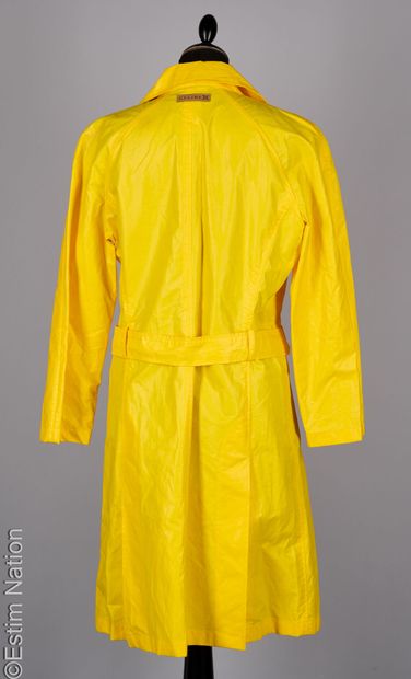 CELINE
TRENCH-COAT in linen and polyurethane...