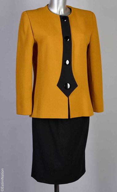PIERRE CARDIN FIN 1990
ENSEMBLE en crêpe...