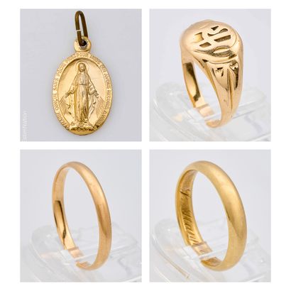 LOTS D'ALLIANCES ET BAGUE EN OR JAUNE
Lot...