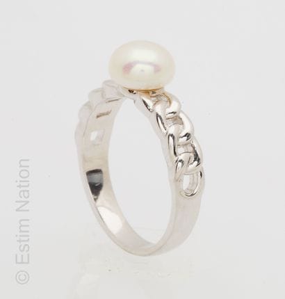 BAGUE ARGENT ET PERLE
Bague en argent ( 925...
