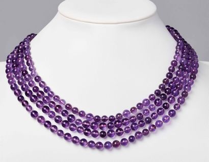 COLLIER OR , PERLES ET AMETHYSTE
Collier...