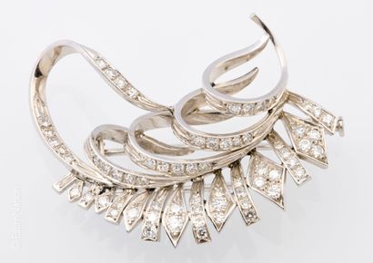 BROCHE GERBE OR GRIS ET DIAMANTS
Broche 