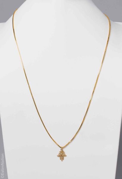 COLLIER ET MAIN DE FATMA 
Ensemble en or...