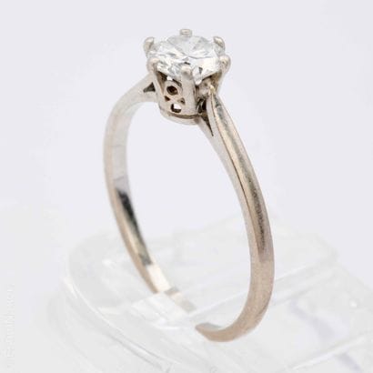 BAGUE SOLITAIRE DIAMANT 0.60 ct
Bague solitaire...