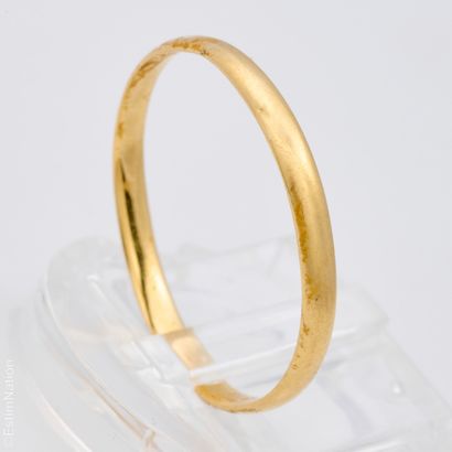 LOTS D'ALLIANCES ET BAGUE EN OR JAUNE
Lot...