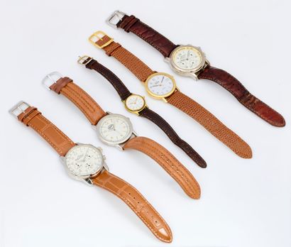 LIP - DIVERS
Ensemble de 4 montres LIP à...