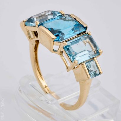 BAGUE AIGUE-MARINE
Bague en or jaune 9K (375/°°)...