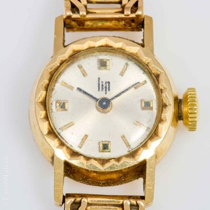 LIP
Montre bracelet de dame, boitier rond...