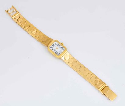 MONTRE DE DAME 
Montre de dame en or jaune...