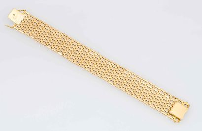 BRACELET OR JAUNE
Bracelet en or jaune 18K...