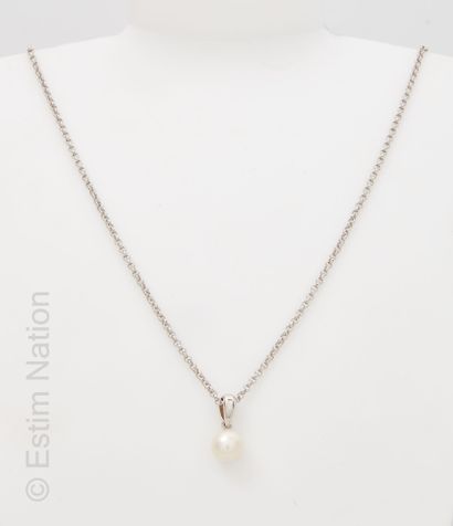 CHAÎNE ET PENDENTIF ARGENT, PERLE DE CULTURE
Chaîne...