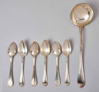 CHRISTOFLE 

Partie de ménagère en métal...