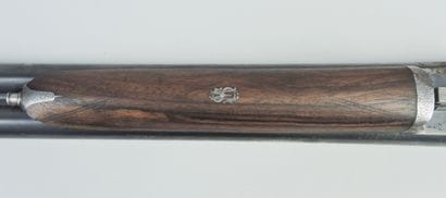 SHOTGUN
Two-shot shotgun, 16-65 caliber
70...