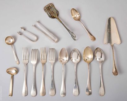 ARTS DE LA TABLE - MENAGERES ET COUVERTS...