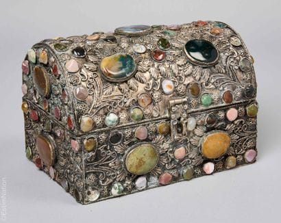 ART DECORATIF XXe SIECLE - MAROC 
Coffret...