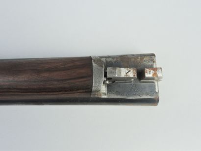 SHOTGUN
Two-shot shotgun, 16-65 caliber
70...