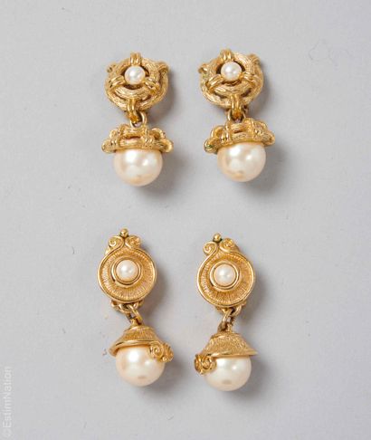 CHRISTIAN DIOR CIRCA 1985
DEUX PAIRES DE...
