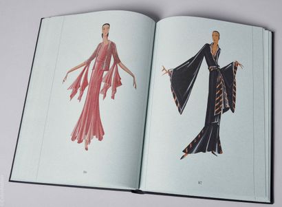 FASHION BOOK
