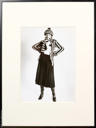 LOUIS FERAUD (COLLECTION HAUTE COUTURE AUTOMNE-HIVER...