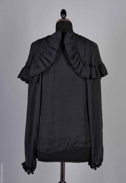 LANVIN
TUNIQUE en polyester noir, épaules...