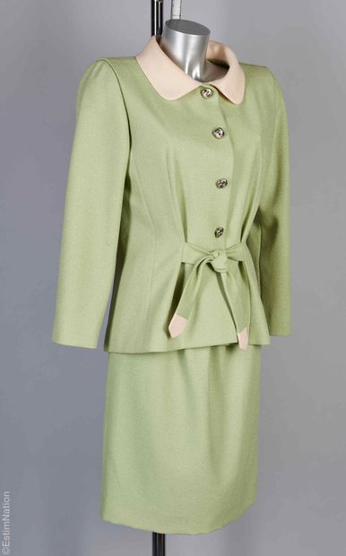 PIERRE CARDIN (2001)
SET in soft green woven...