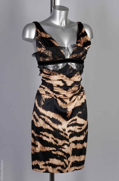 ROBERTO CAVALLI
ROBE en soie imprimée zébrée...