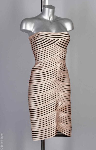 BCBGMAXAZRIA
ROBE bustier composée d'une...