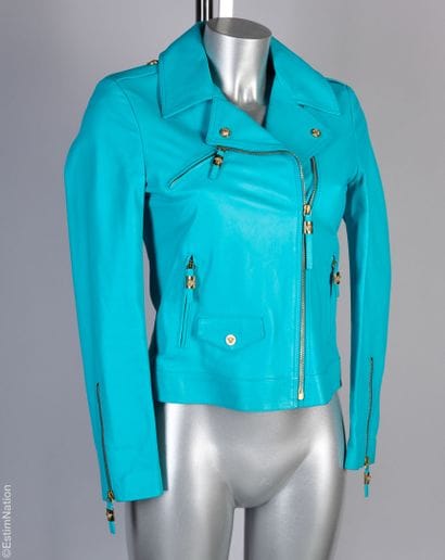 VERSACE
PERFECTO en cuir turquoise, multipoches...