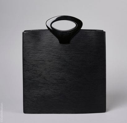 LOUIS VUITTON (1998)
OMBRE