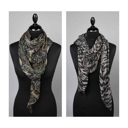 THE KOOPLES
CHECHE in modal printed with...