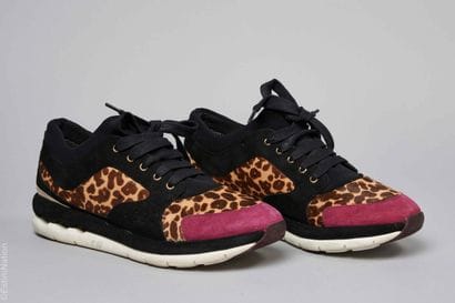 SALVATORE FERRAGAMO
PAIRE DE SNEAKERS en...