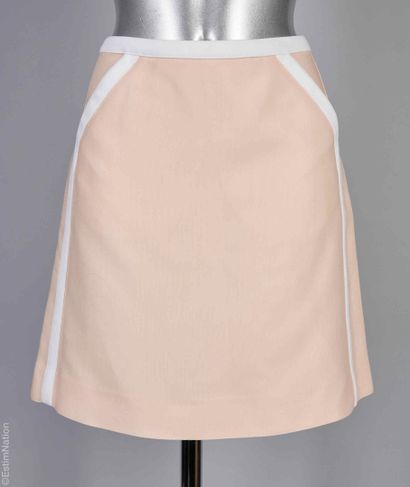 COURRÈGES
Flared skirt in wool and rose petal...