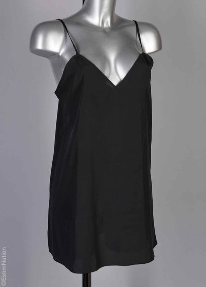 THE KOOPLES
ROBE in red viscose, openwork...
