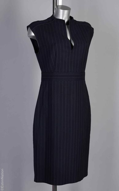 MAXMARA
ROBE en lainage stretch bleu nuit...