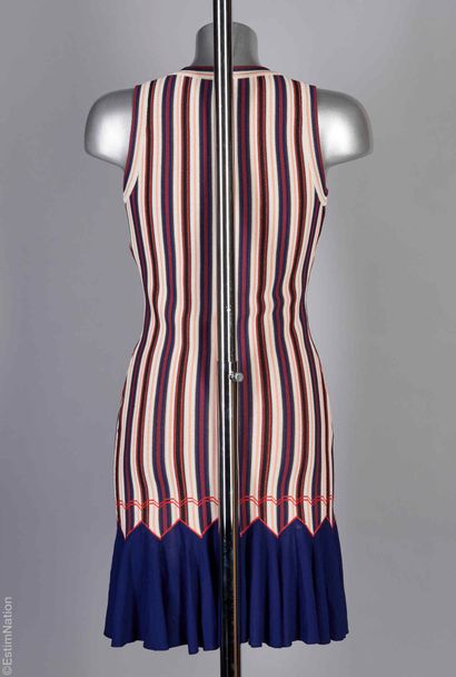 ALAÏA
ROBE en épais jersey viscose façonnée...